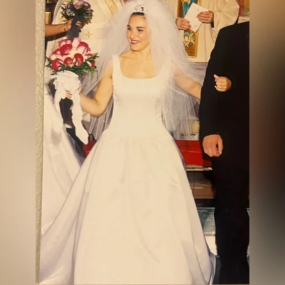 House of Bianchi Custom made Wedding Gown - Picture 4 of 7